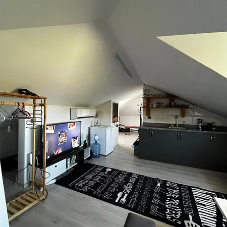Kirevi 2 - Airport Apartment *