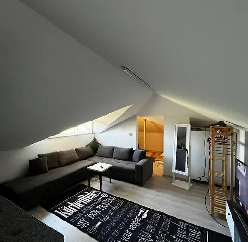 Kirevi 2 - Airport Appartamento *