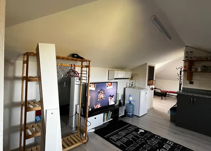 Kirevi 2 - Airport Appartamento *